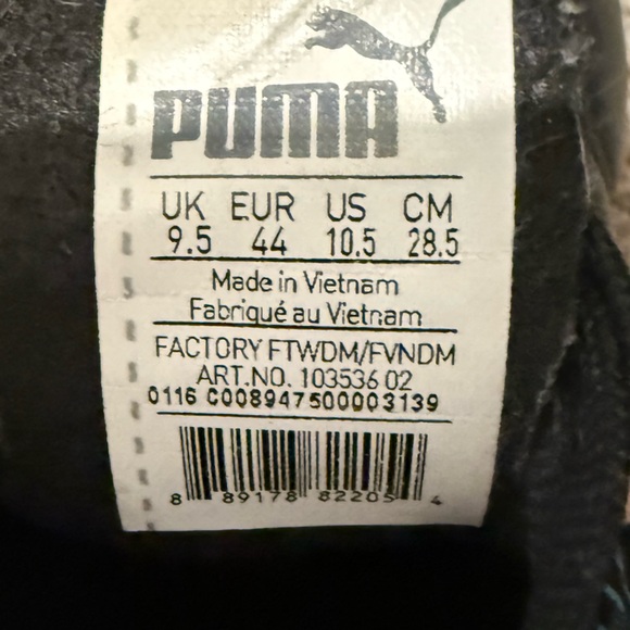 Puma Black and Teal Cleats - Picture 5 of 5